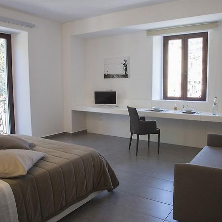 La Chambre Paola Bagian luar foto