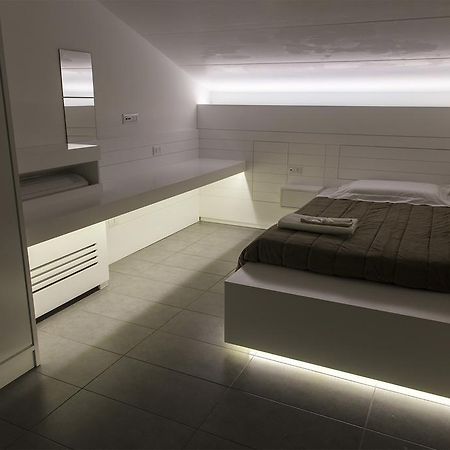 La Chambre Paola Bagian luar foto